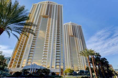Mgm Signature-15-717 F1 Track & Strip View Balcony Las Vegas Exterior foto